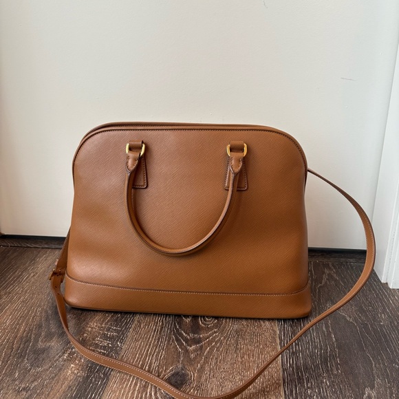 Prada Large Saffiano Tan Lux Promenade Bag - Top Handle Crossbody - Picture 4 of 16